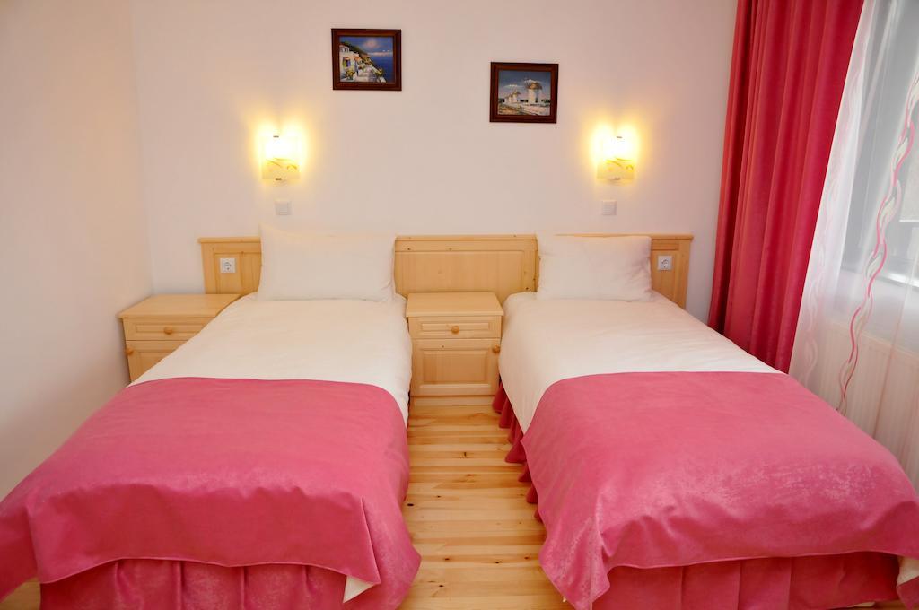 Family Hotel And Restaurant Plamena Oreshak (Lovech) Quarto foto