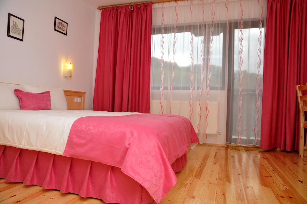 Family Hotel And Restaurant Plamena Oreshak (Lovech) Quarto foto