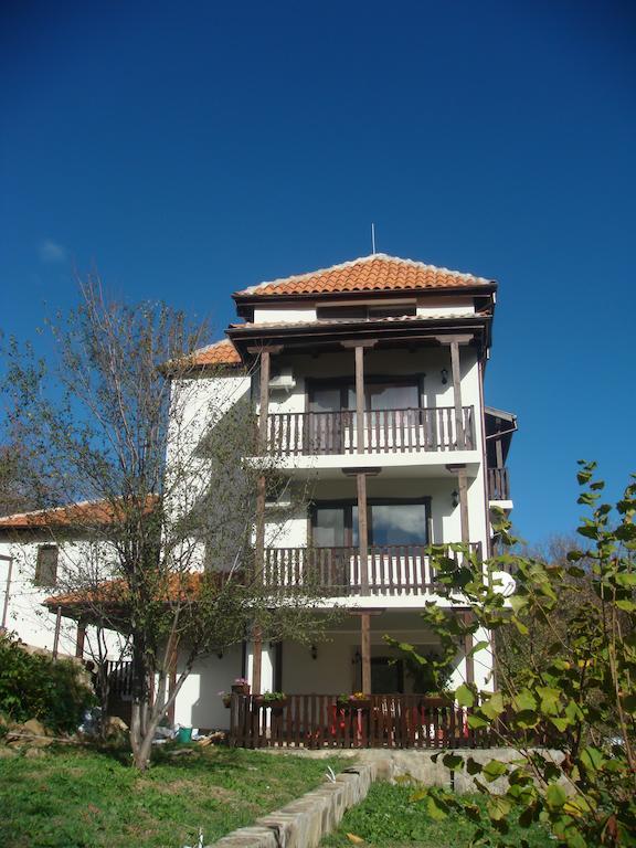Family Hotel And Restaurant Plamena Oreshak (Lovech) Exterior foto