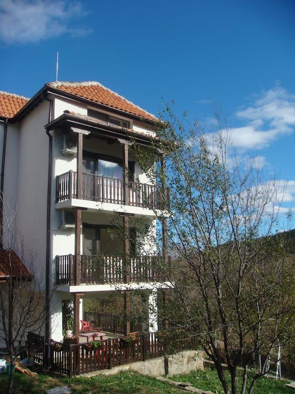 Family Hotel And Restaurant Plamena Oreshak (Lovech) Exterior foto